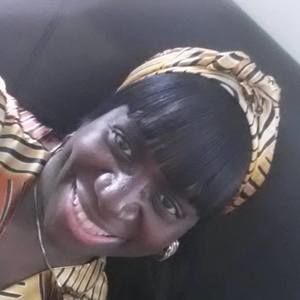 Meet your Posher, Denise